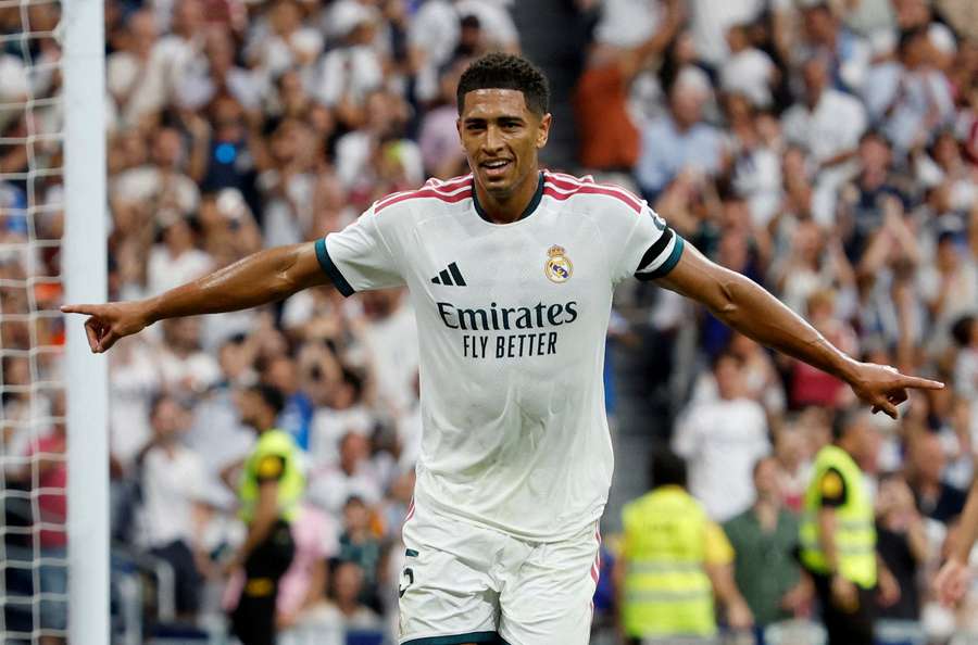 Bellingham teve boa atuação pelo Real Bellingham teve boa atuação pelo Real