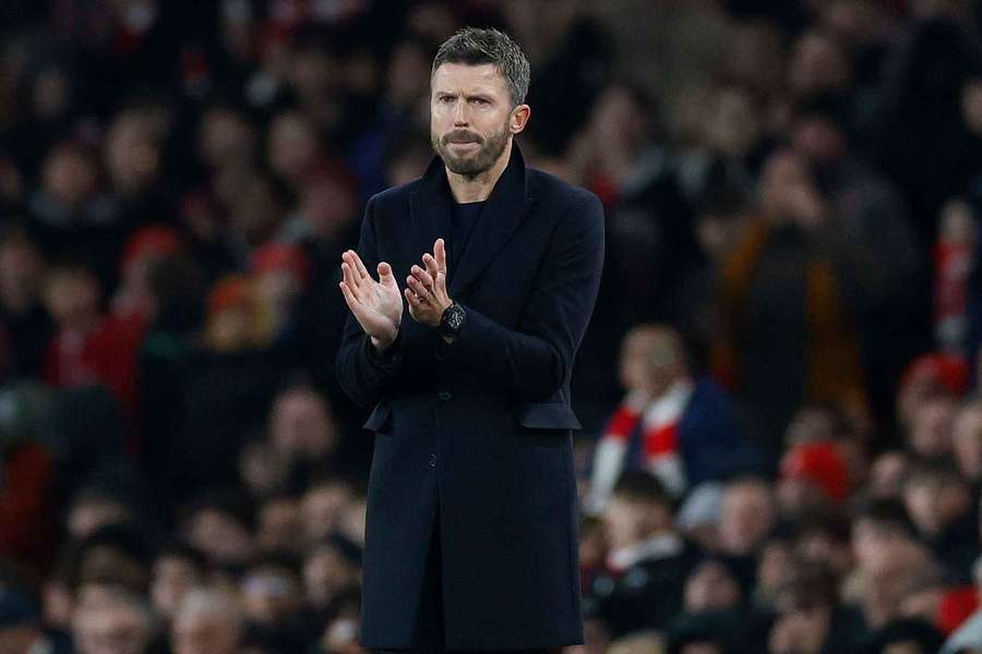 Carrick won't rule out late additions for Man Utd