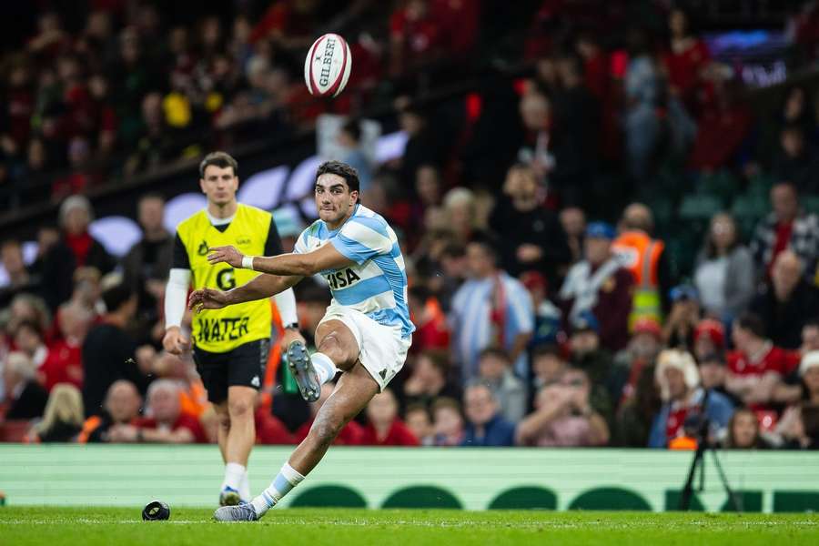 Santiago Carreras in action