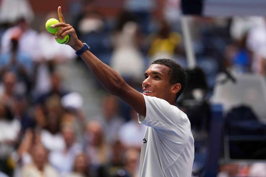Auger-Aliassime tumba a Rublev y vuelve a cuartos del US Open Auger-Aliassime tumba a Rublev y vuelve a cuartos del US Open
