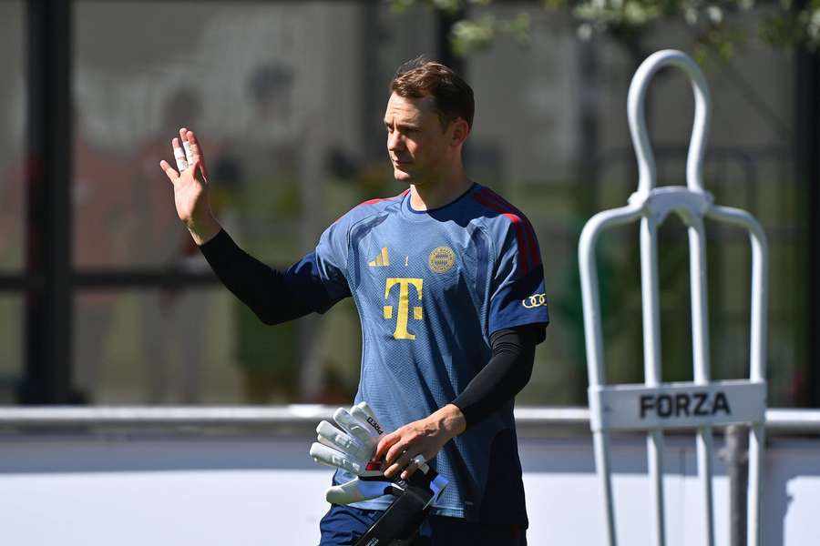 Manuel Neuer beim Training der Bayern in Rottach Egern.