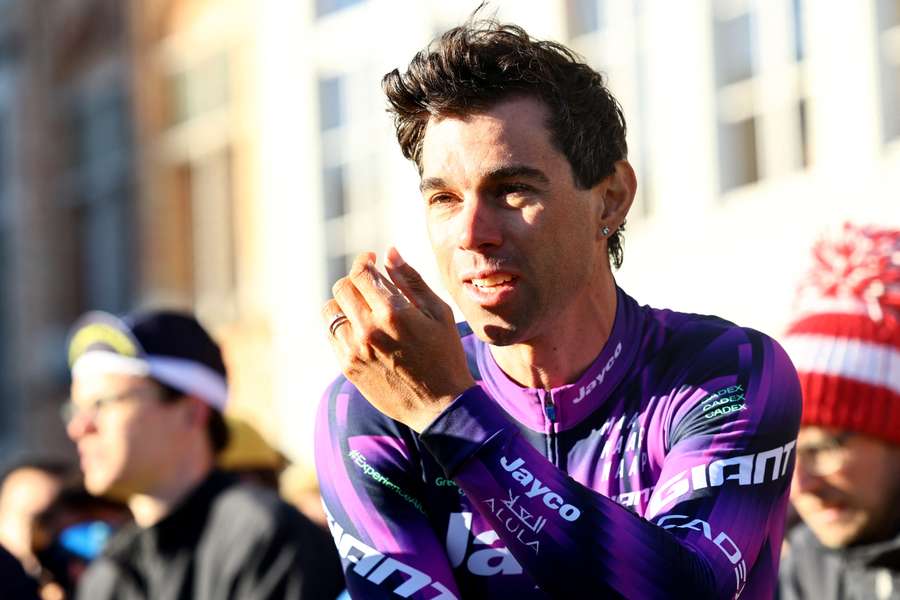 Ciclista Michael Matthews perde a Volta à França devido a embolia pulmonar Ciclista Michael Matthews perde a Volta à França devido a embolia pulmonar