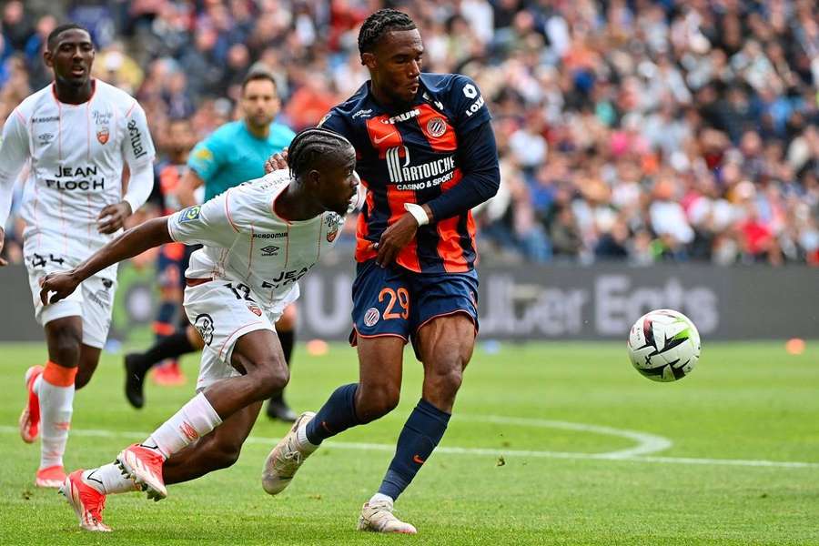 Enzo Tchato le mois dernier face à Lorient.