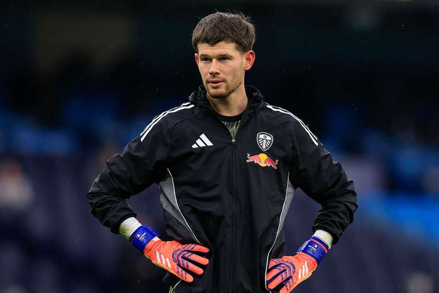Meslier says yes to Arsenal move as he completes medical and signs contract this week Meslier says yes to Arsenal move as he completes medical and signs contract this week
