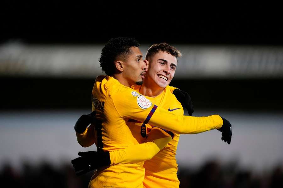 Raphinha e Fermín López fizeram os dois primeiros do Barça em Barbastro