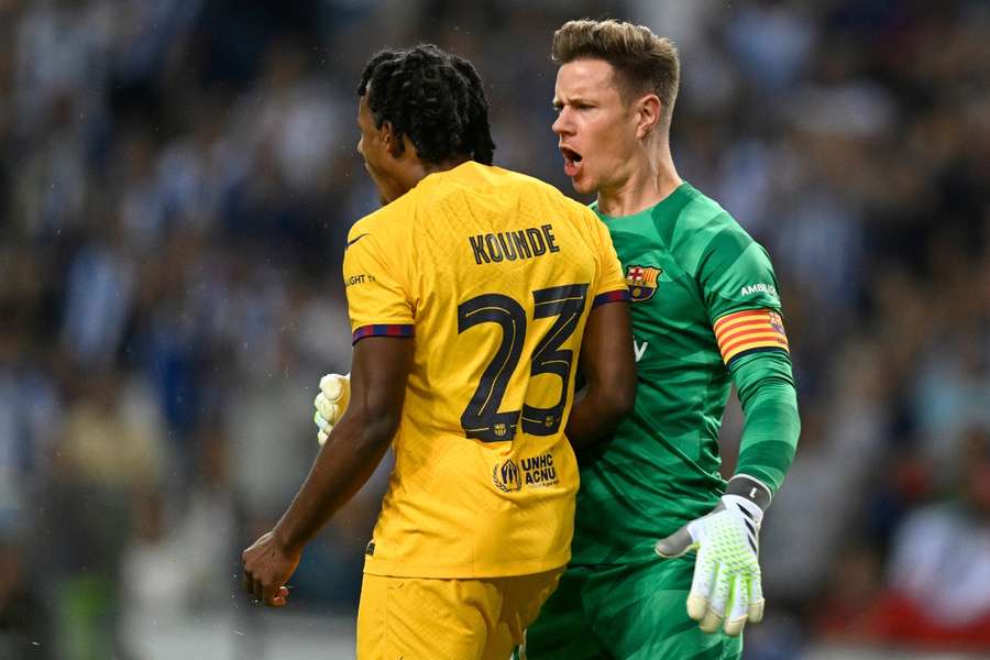 Ter Stegen y Koundé, en Oporto