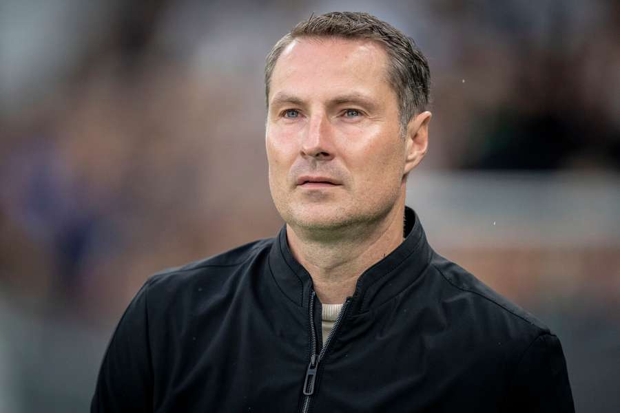 Sparta Prags cheftræner Brian Priske under Champions League kvalifikationkampen i tredje runde mellem FC København og Sparta Prag