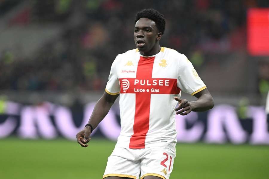 Jeff Ekhator, avançado de 19 anos do Génova