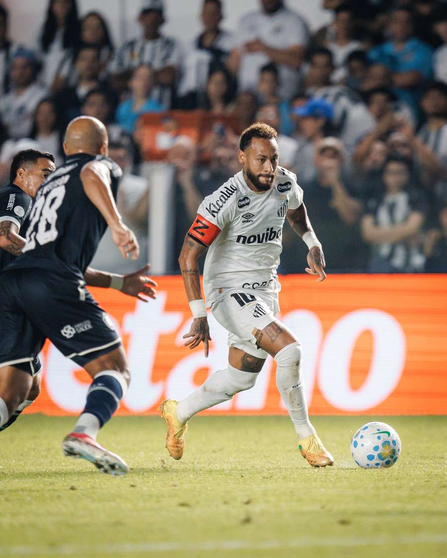 Com Neymar em campo, Santos ficou no 0 a 0 com o Remo Com Neymar em campo, Santos ficou no 0 a 0 com o Remo