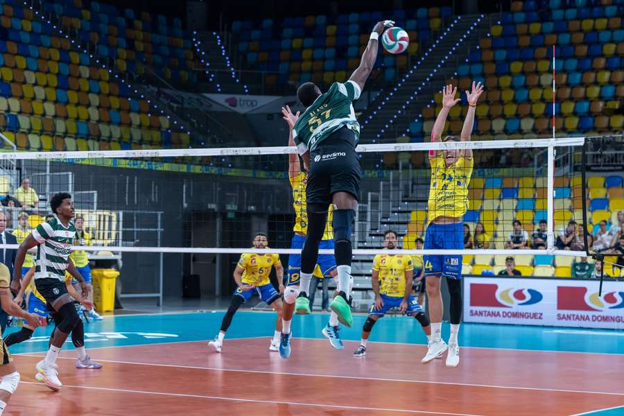 Sporting venceu Guaguas em Las Palmas Sporting venceu Guaguas em Las Palmas
