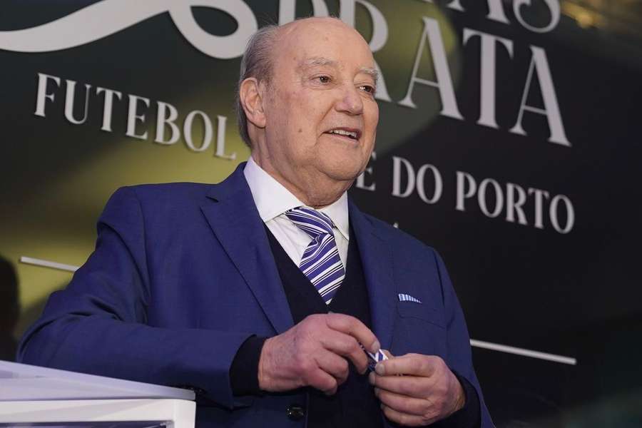 Pinto da Costa com as Rosetas de Prata