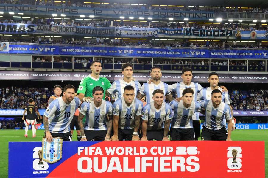 Argentina line up before a World Cup 2026 Qualifier at La Bombonera