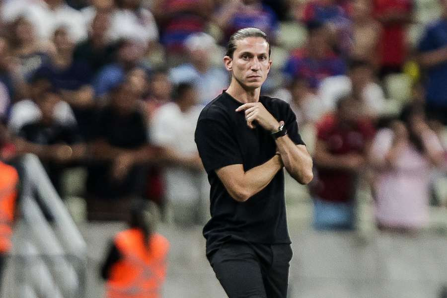 Filipe Luís pendurou as chuteiras em 2023