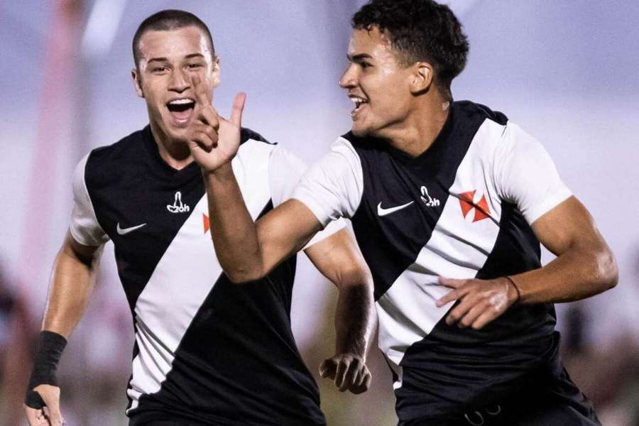 Vice-líder do Grupo 12, Vasco encara Botafogo-SP em Brodowski Vice-líder do Grupo 12, Vasco encara Botafogo-SP em Brodowski