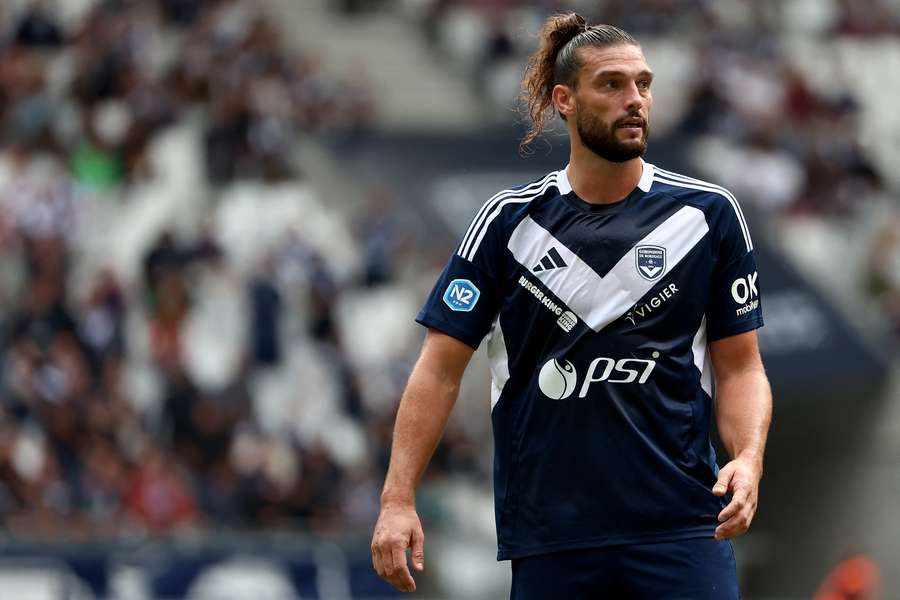 Andy Carroll deixa o Bordéus após 21 jogos e 11 golos