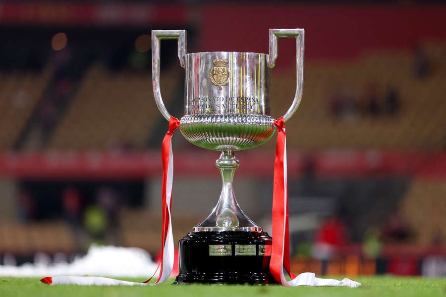 El trofeo de la Copa del Rey