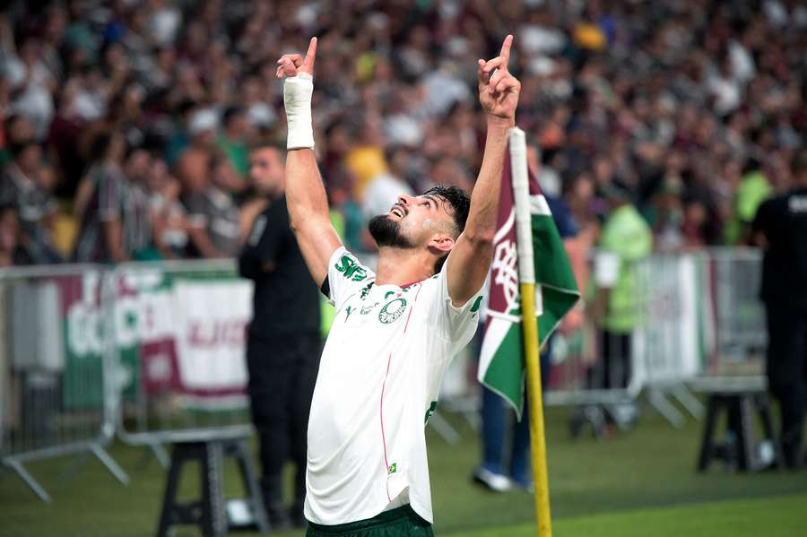 Flaco abriu o placar no Maraca