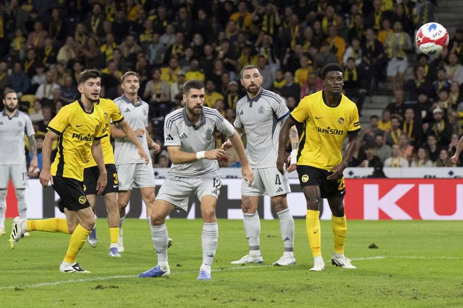 Slovan nedokázal vo Švajčiarsku zvíťaziť.
