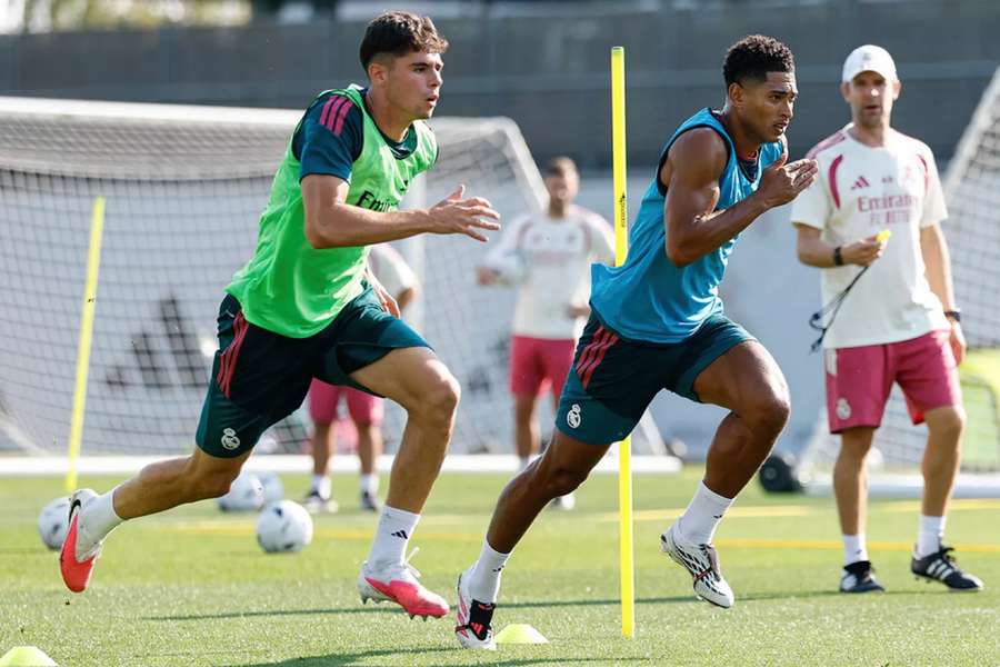 Bellingham ha entrenado con los no convocados para el Teresa Herrera Bellingham ha entrenado con los no convocados para el Teresa Herrera