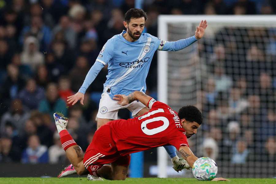 Bernardo Silva com a braçadeira do Manchester City