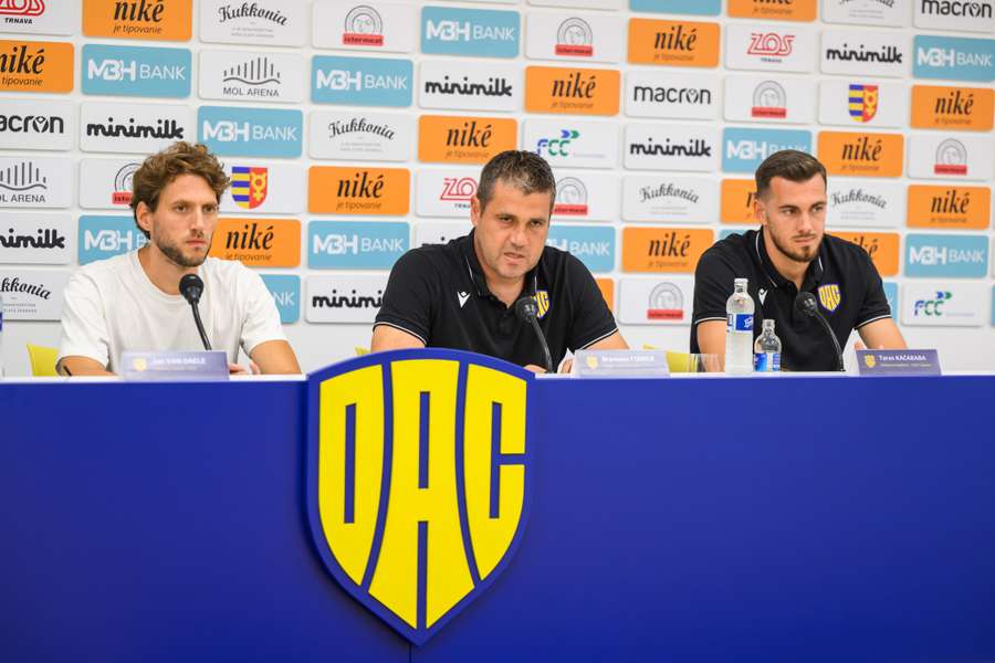 Zľava Jan Van Daele, Branislav Fodrek a Taras Kačaraba