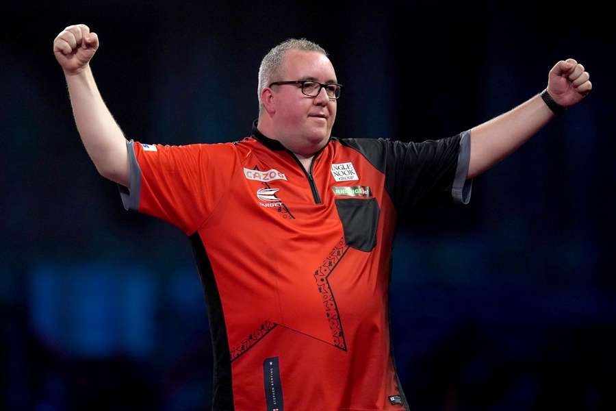 Stephen Bunting won met 3-1 van Leonard Gates