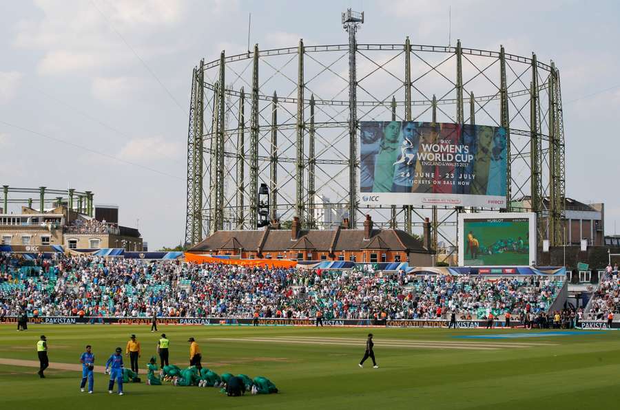 Pakistan celebrate winning the 2017 Champions Trophy against India 