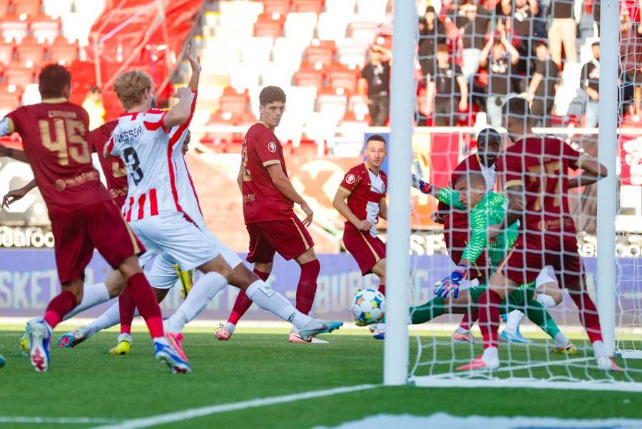 Conference League | CFR Cluj, eliminată din Europa de Tromso Conference League | CFR Cluj, eliminată din Europa de Tromso