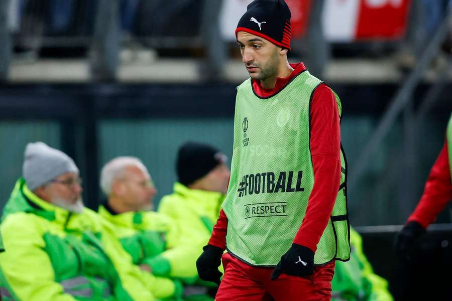 Hakim Ziyech tem contrato com o Galatasaray até 2025 mas quer deixar a Turquia