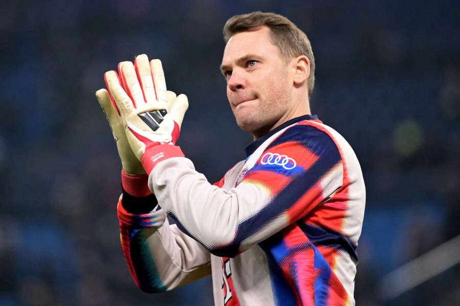 Neuer je blízko návratu. Neuer je blízko návratu.