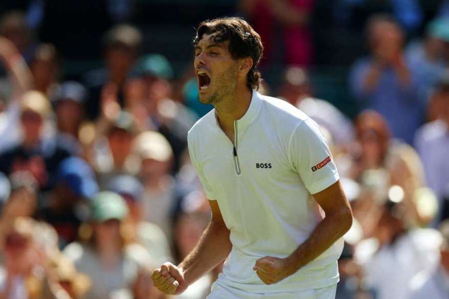 Taylor Fritz pierwszym półfinalistą Wimbledonu po zwycięstwie z Chaczanowem