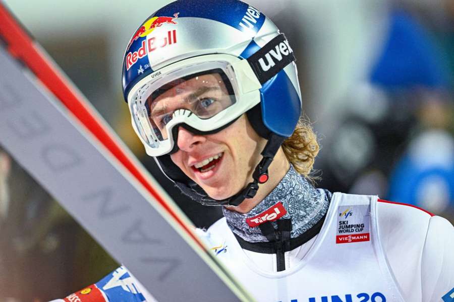 Tschofenig wygrywa wietrzne kwalifikacje w Ruce. Polacy daleko, konkurs bez Żyły i Kubackiego