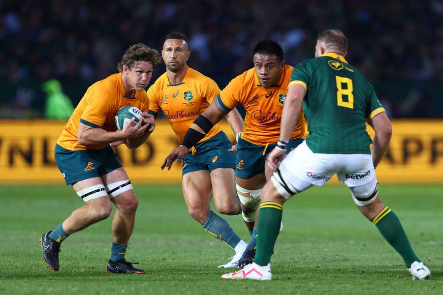 Australia's Michael Hooper in action against South Africa's Duane Vermeulen