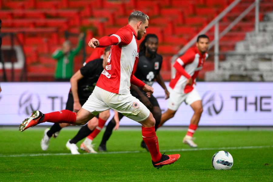Janssen falhou duas grandes penalidades