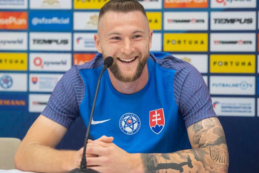 Kapitána vyradilo z hry zranenie.
