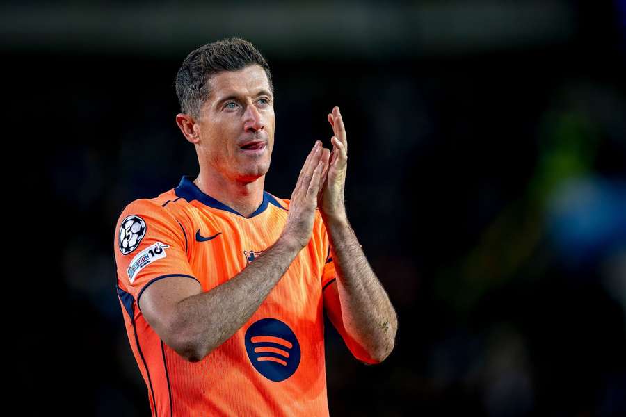Lewandowski está em final de contrato com o Barcelona