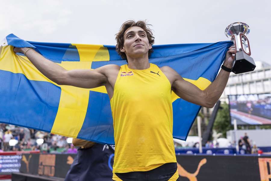 Duplantis celebrates another Diamond League triumph