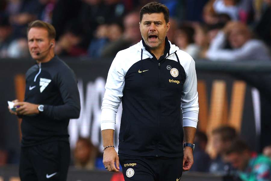 Pochettino looking unhappy during Chelsea's trip to Burnley 