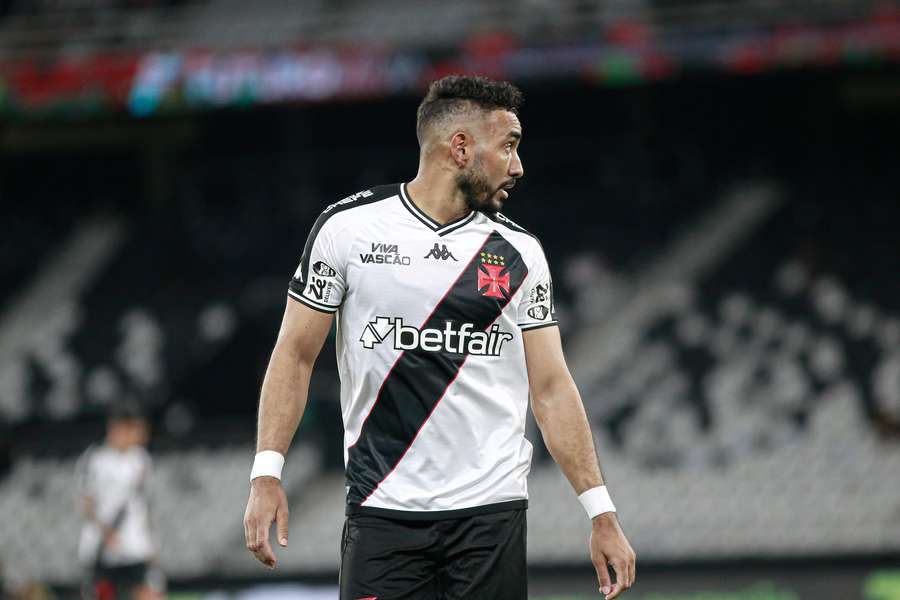 O francês não se firmou no Gigante da Colina