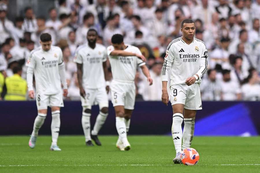 Real Madrid foi surpreendido em casa contra o Valência na LaLiga