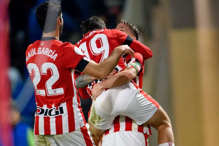 Atlético Bilbau dá festival em dia de Reis com goleada sobre o Eldense (1-6)