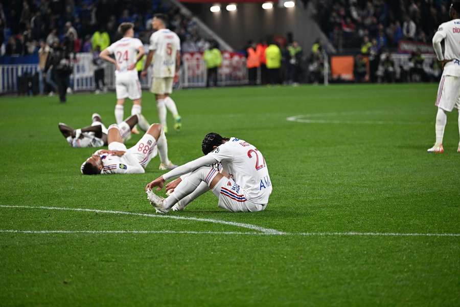 De spelers van Lyon kunnen het niet geloven