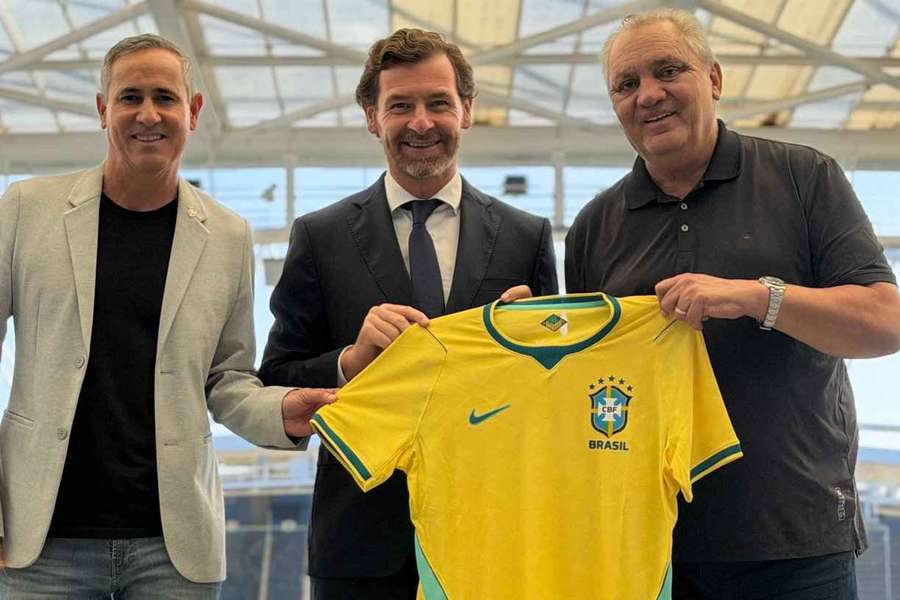 Branco com a camisola do FC Porto Branco com a camisola do FC Porto