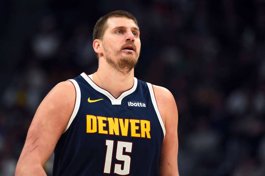 Jokič předvedl v NBA další vynikající výkon. Jokič předvedl v NBA další vynikající výkon.