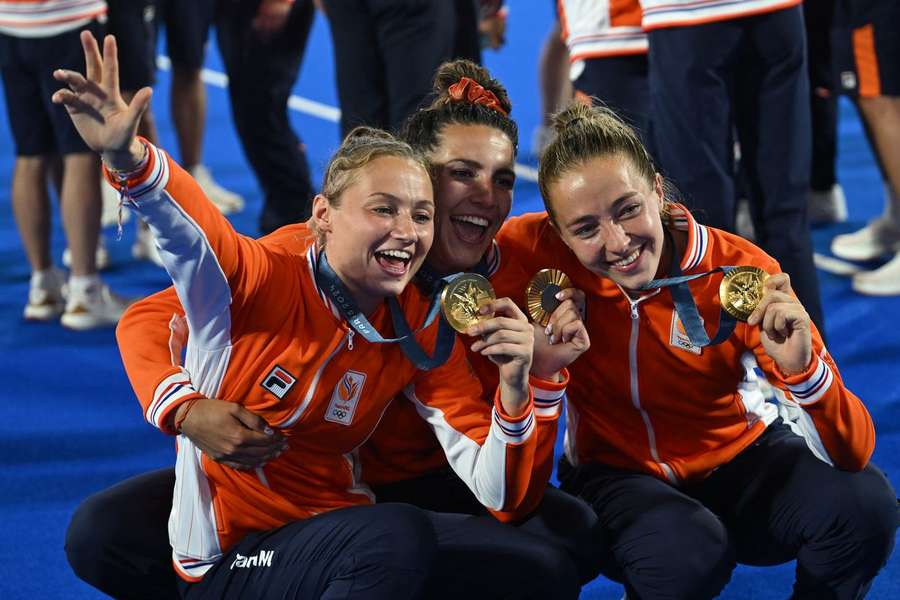 Países Baixos celebram medalha de ouro no hóquei em campo feminino