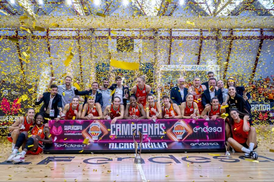 El Valencia Basket conquista la Supercopa LF Endesa.