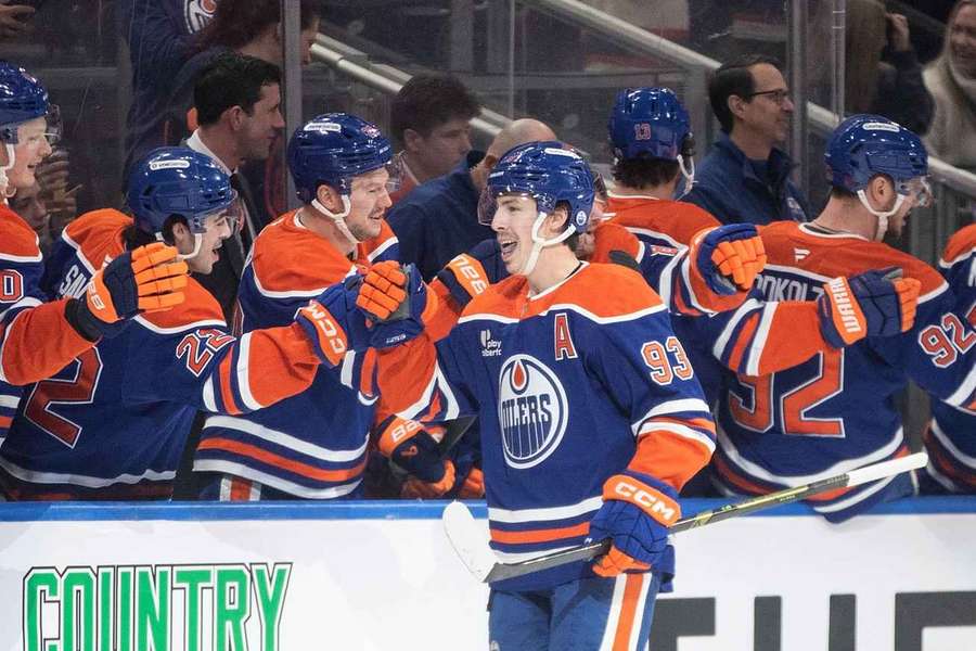 Nugent-Hopkins sa presadil v jubilejnom vystúpení,