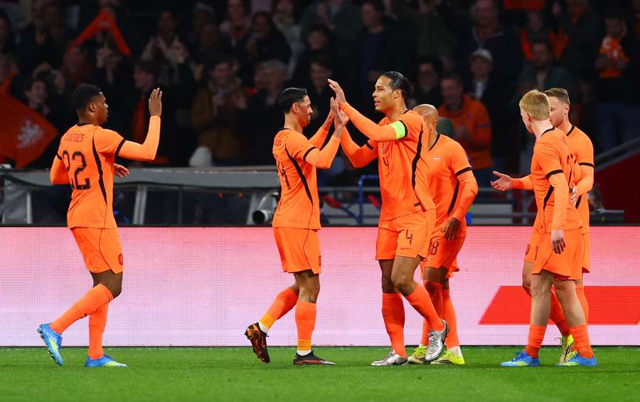 Van Dijk köpfte Van Dijk köpfte