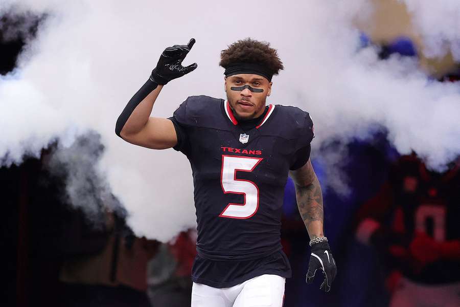 Houston Texans place safety Jalen Pitre on IR with chest injury, ending his season
