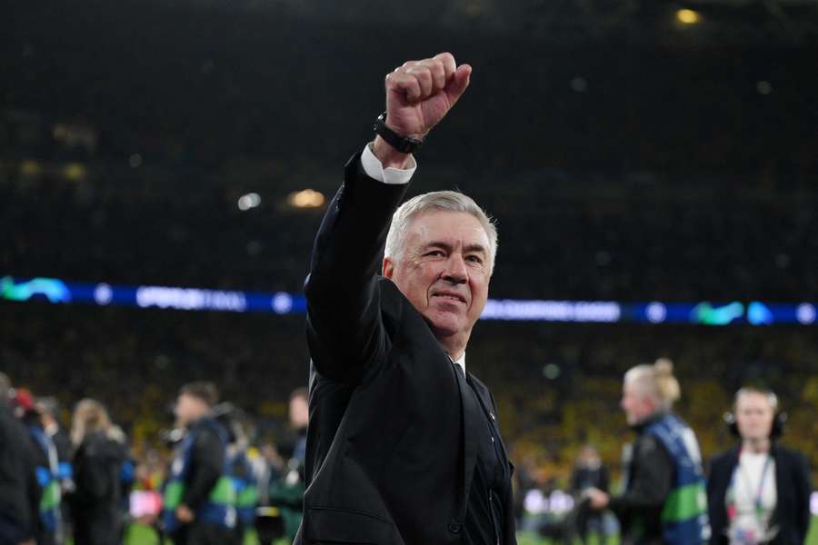 Don Carlo, o senhor Champions